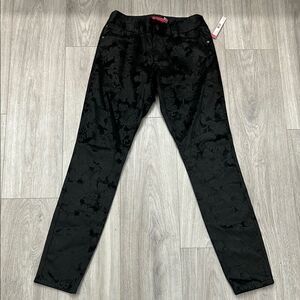 NWT Alice + Olivia Black Brocade Jeans Size 8